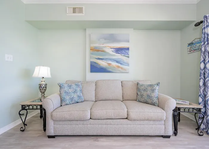 Royal Palms 1404